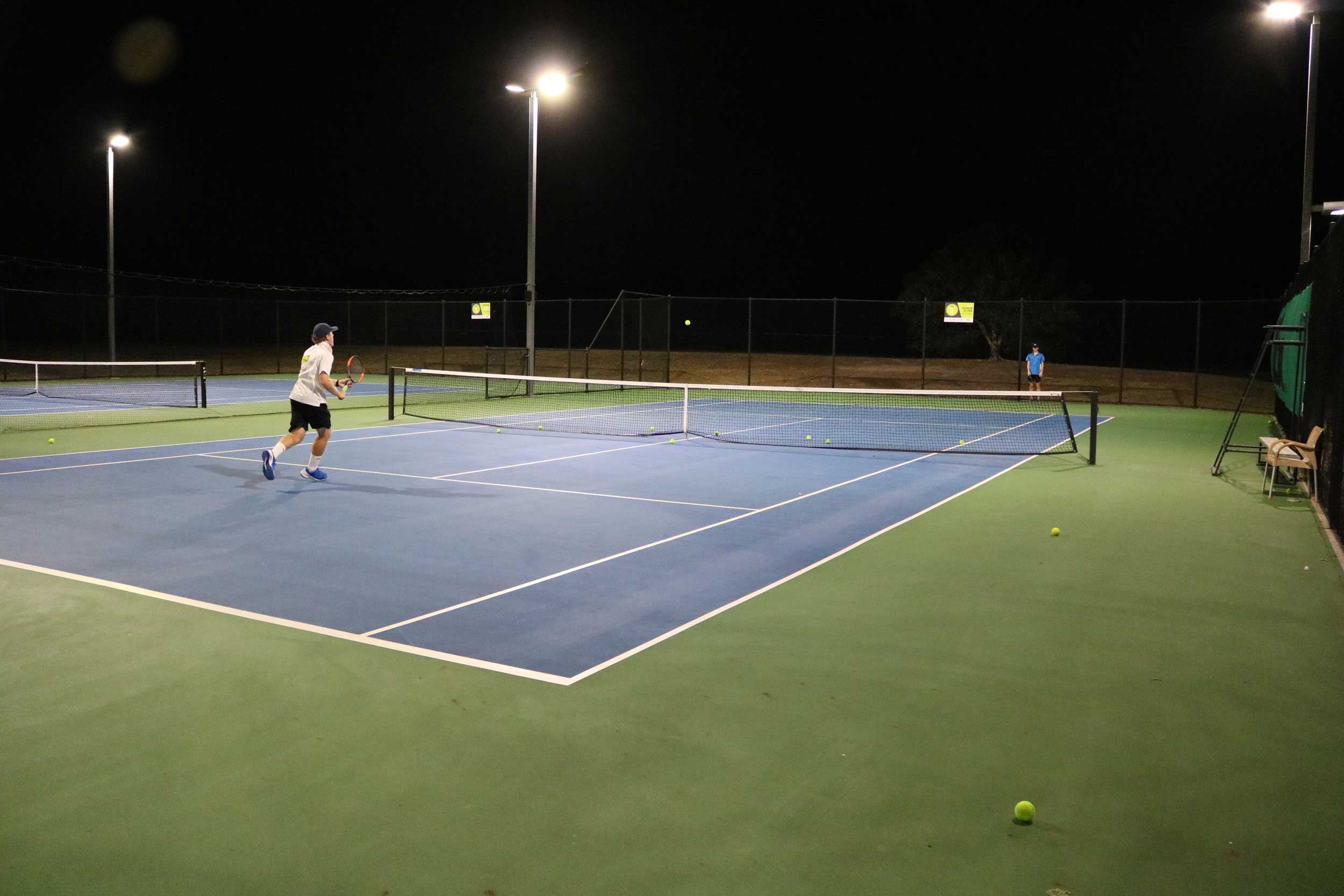 Shaw Pk Tenis court outdoor LED light